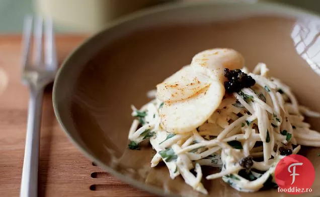 Remoulade de rădăcină de țelină cu scoici și Caviar