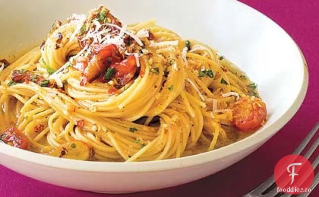 Capellini cu slănină și pesmet