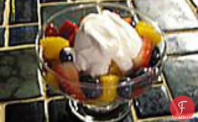 Salată De Fructe Din Abundență De Vară