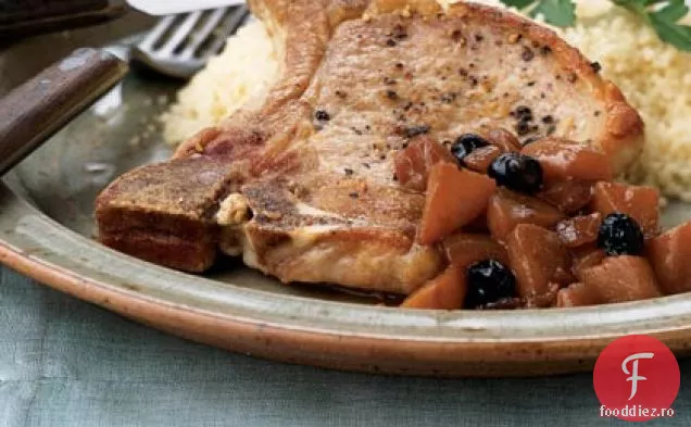 Cotlet de porc prăjit cu sos de melasă-prune