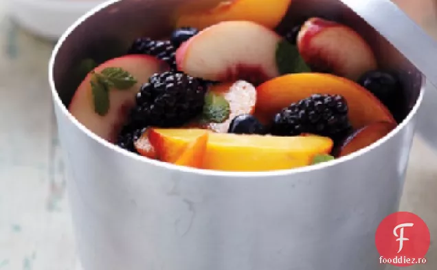 Salată De Fructe De Vară