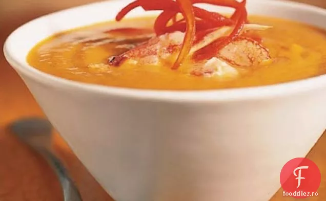Supă de dovlecei cu nucă curry cu Crab