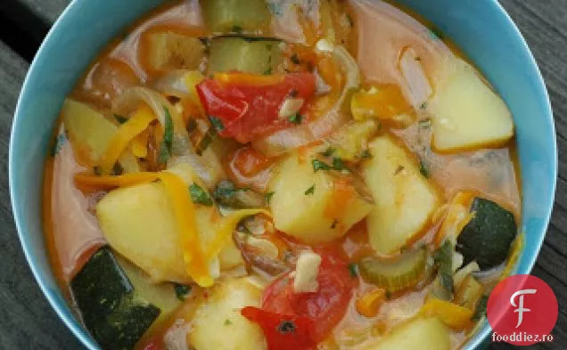 Curry Roșu Thailandez Cu Legume
