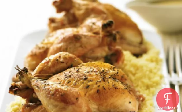 Găini de vânat Cornish cu sos de caise