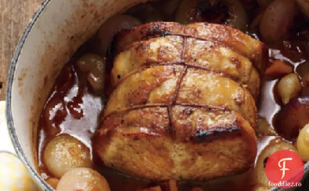 Carne de porc cu ceapă de perle și caise