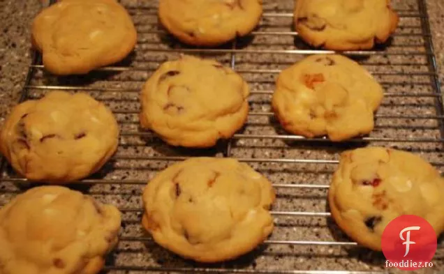 Cookie-Uri Bucată De Ciocolată Cu Nuci Pecan Caise Uscate