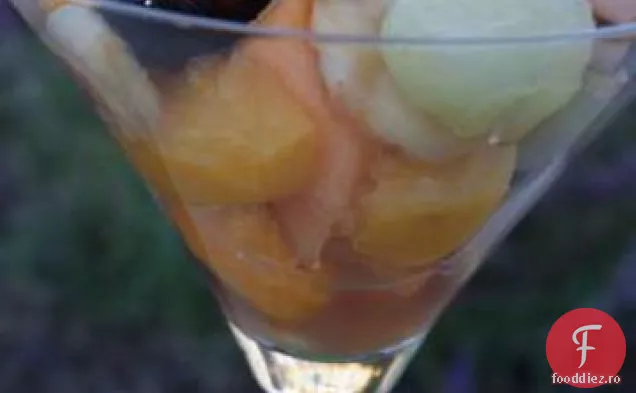 Salată de fructe, desertul sănătos de vară!