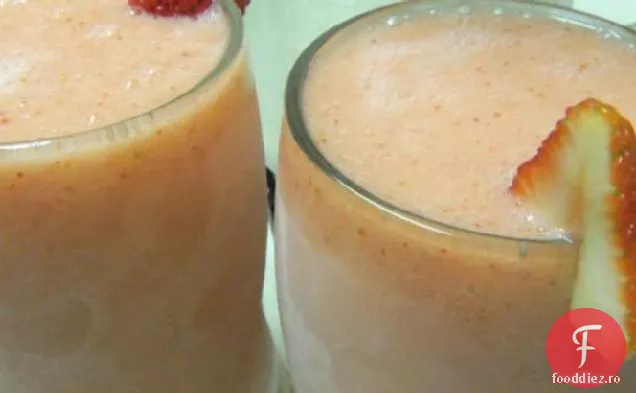 Strawberry Banana Colada