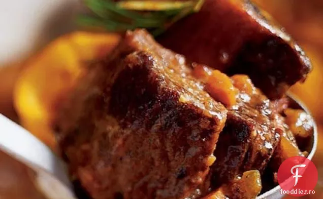 Coaste scurte fierte în Port cu ghimbir și anason stelat