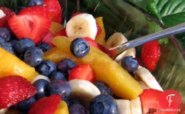 Salată Simplă De Fructe