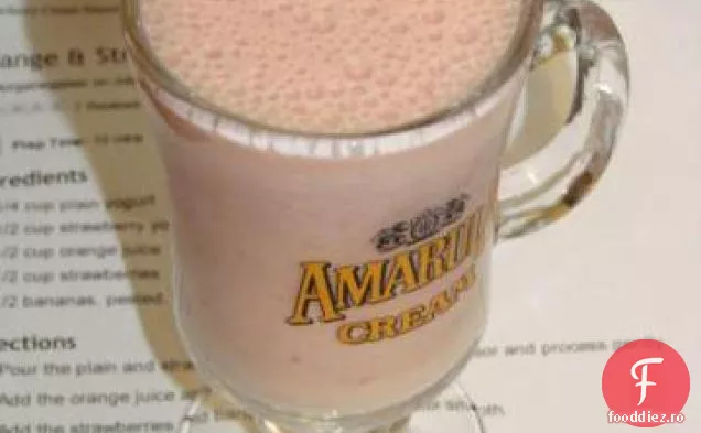 Smoothie Cu Cremă De Portocale Și Căpșuni