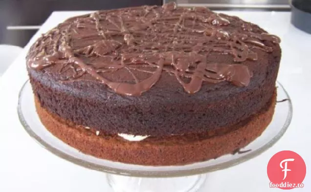 Tort Cu Strat De Ciocolată Cu Banane (Ușor)