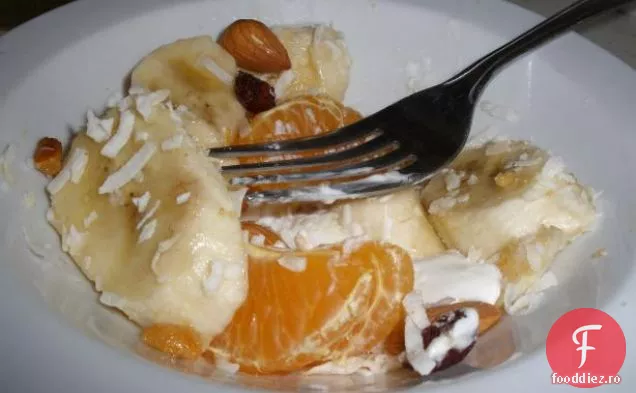 Salată De Nuci Bananzaa