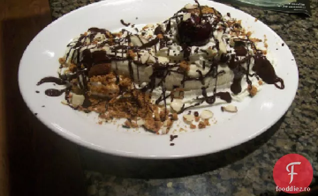 Banana Split Brownie Plăcintă