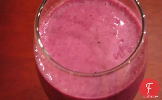 Smoothie Cu Fructe Proteice