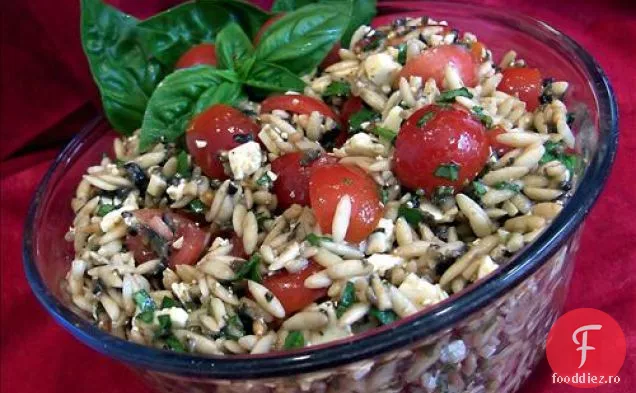 Salată De Paste Mediteraneene