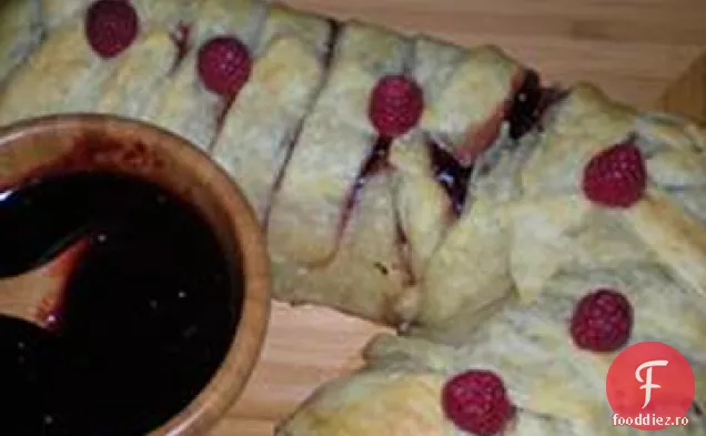 Zmeură Cu Nucă La Cuptor Brie