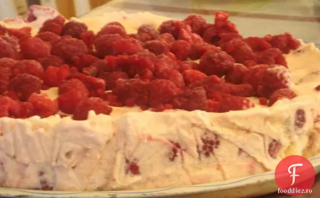 Tort Cu Strat De Mocha Cu Zmeură De Ciocolată