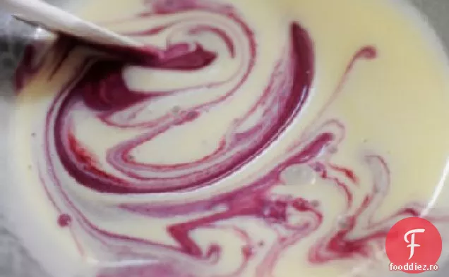 Înghețată Delicioasă De Mure