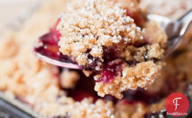 Afine-Nectarine Crisp