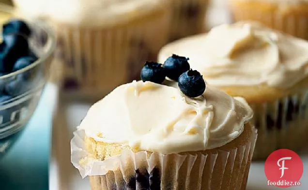Cupcakes Cu Afine Parfumate Cu Lămâie