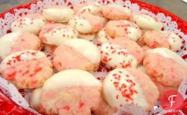 Shortbread De Cireșe Cu Ciocolată Albă