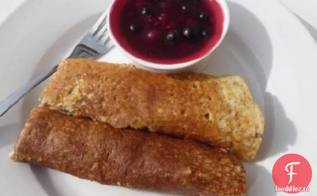 Clătite cu conținut scăzut de carbohidrați cu făină de soia și nucă de cocos