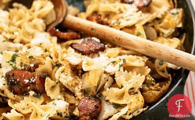 Farfalle cu slănină și andive