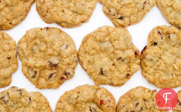 Fursecuri cu fulgi de ovăz Dr. Coad cu chipsuri de ciocolată și afine uscate