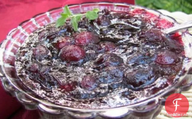 Sos Condimentat De Afine-Portocale Cu Zinfandel