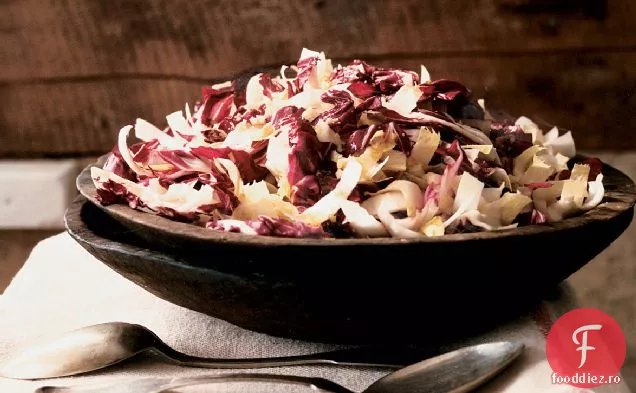 Salată de iarnă crocantă cu vinetă de ghimbir-usturoi