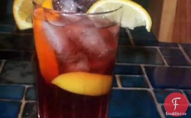 Pumn De Fructe Nealcoolice Cu Zmeură De Afine