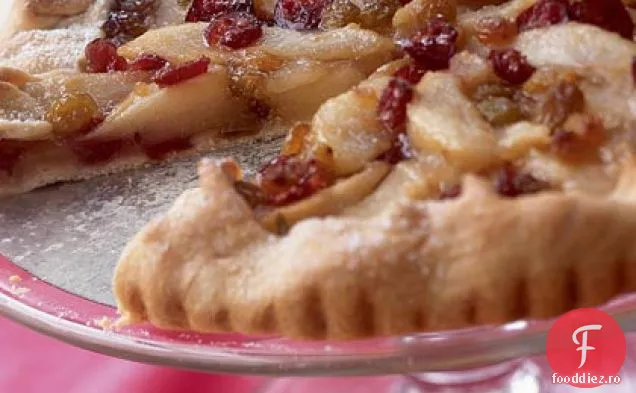 Cooking Light ' s Pear Galette cu merișoare Brandiate și stafide