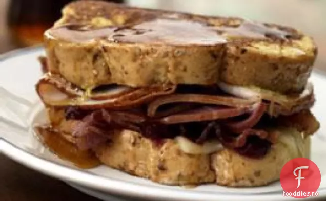 Sandvișuri Monte Cristo Super-Umplute