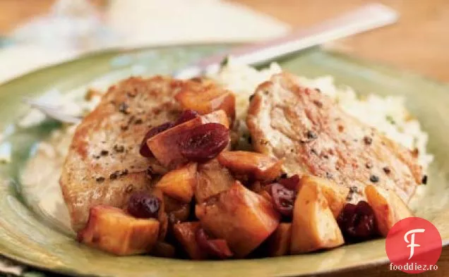 Medalioane de porc cu Nectarine-chutney de afine