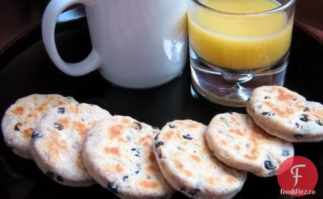 Sourdough Fierbinte Cruce Chifle
