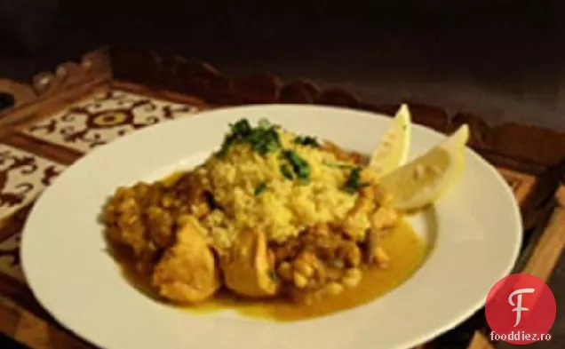 Tagine de pui marocan și curmale