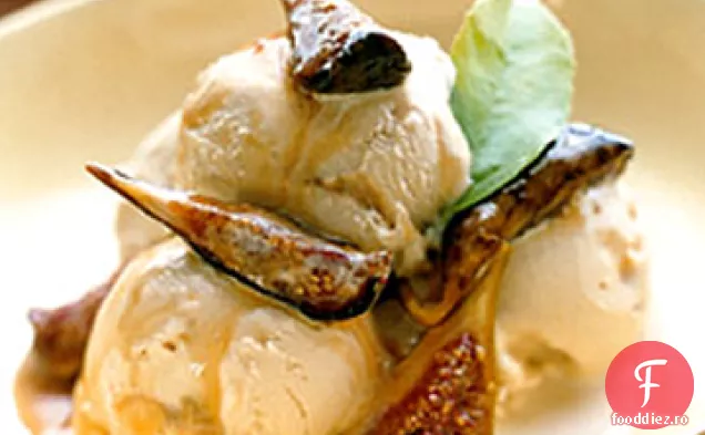 Înghețată Dulce de leche cu smochine prăjite cu miere-portocale