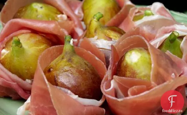 Smochine proaspete umplute și învelite cu Prosciutto