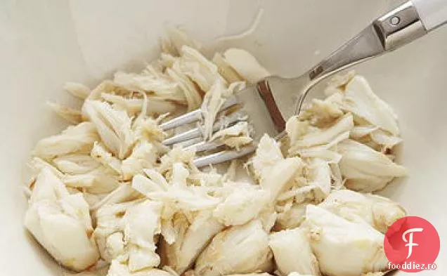 Salată de Crab cu lămâie Meyer, andive și Nasturel
