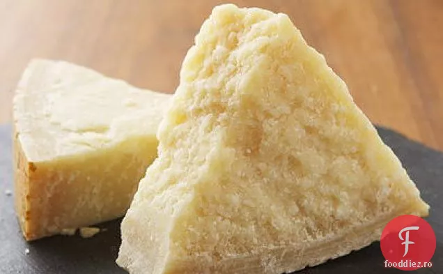 Salată albă de iarnă cu Parmigiano-Reggiano îmbătrânit