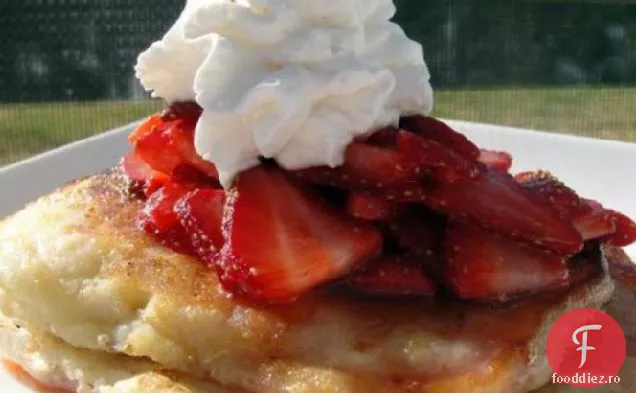 Căpșuni Ricotta Hotcakes