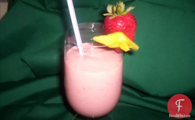 Smoothie Ușor De Căpșuni