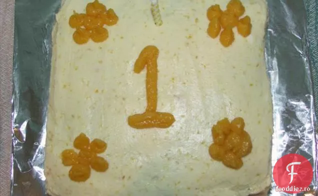 Primul tort cu mere și Petit Fours al bebelușului