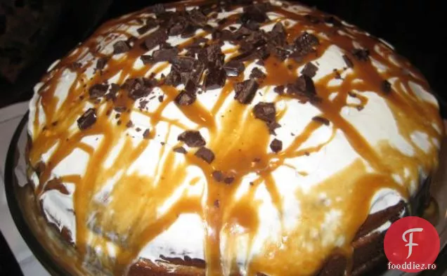Tort De Aniversare Cu Unt De Pecan Și Caramel