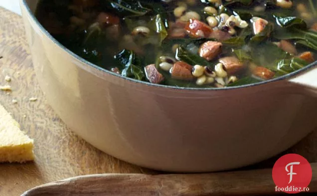 Supă de mazăre cu ochi negri cu Andouille & Collards