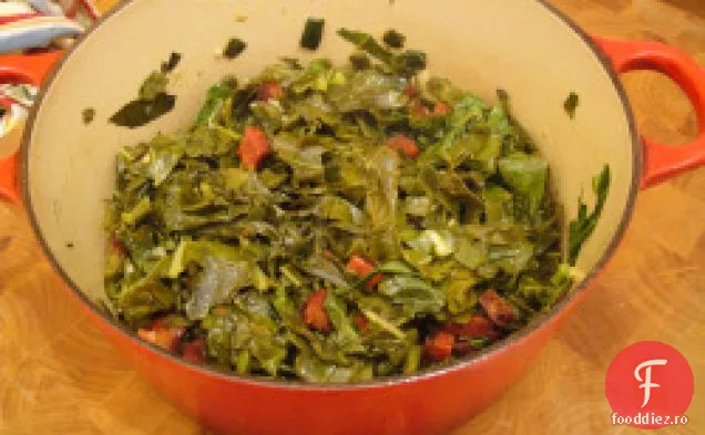 Gatiti cartea: verdeață Collard cu ardei iute Poblano și Chorizo