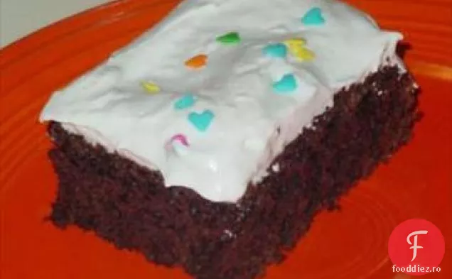 Tort cu lapte de ciocolată (fără grăsimi sau cu conținut scăzut de grăsimi)