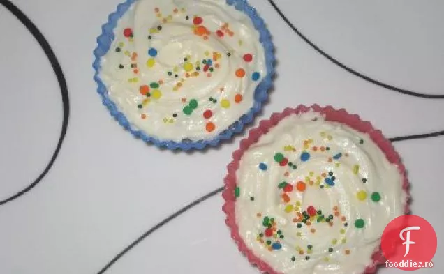 Cupcakes Cu Fudge Cu Smântână (Făcute Cu Făină De Quinoa)