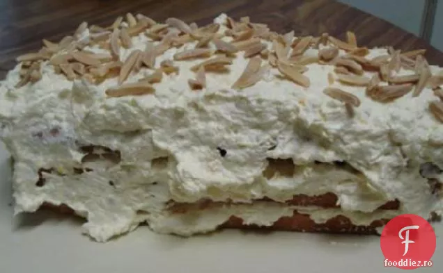 Tort De Deliciu Cu Ananas